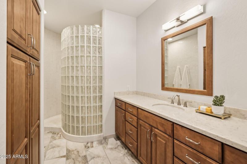 32-web-or-mls-11488-e-bella-vista-dr