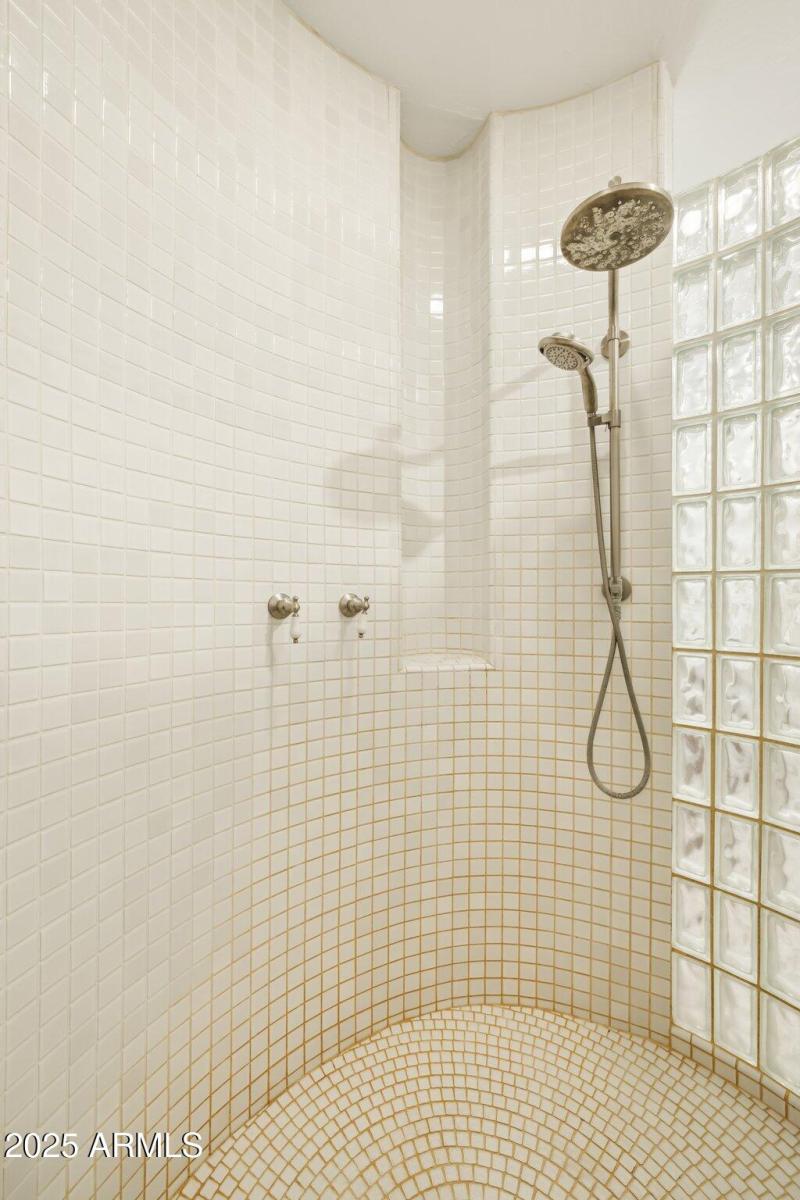 34-web-or-mls-11488-e-bella-vista-dr