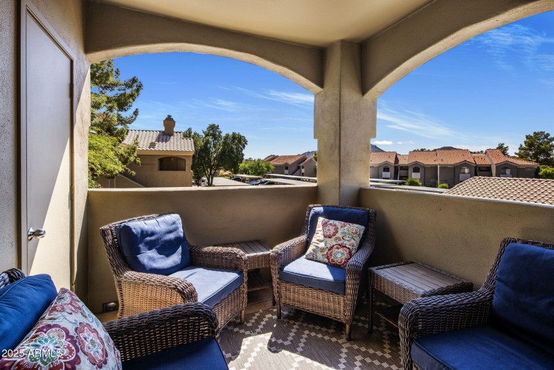 2-web-or-mls-D46A9633 copy