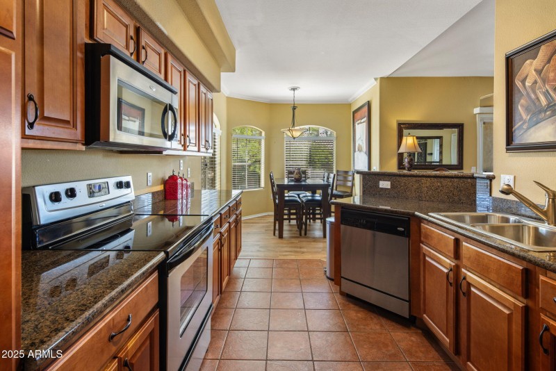 9-web-or-mls-D46A9669 copy