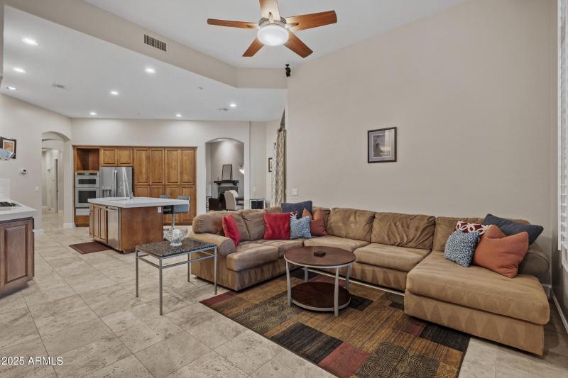 10775 E Caribbean Ln-22