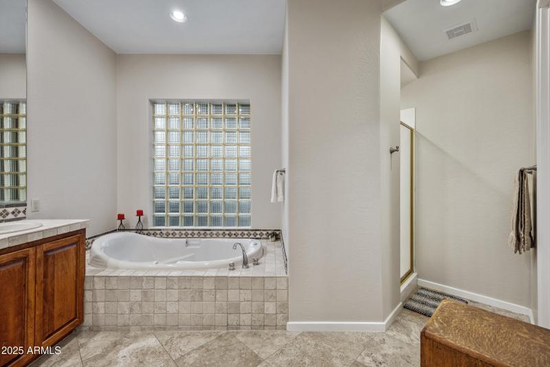 10775 E Caribbean Ln-27