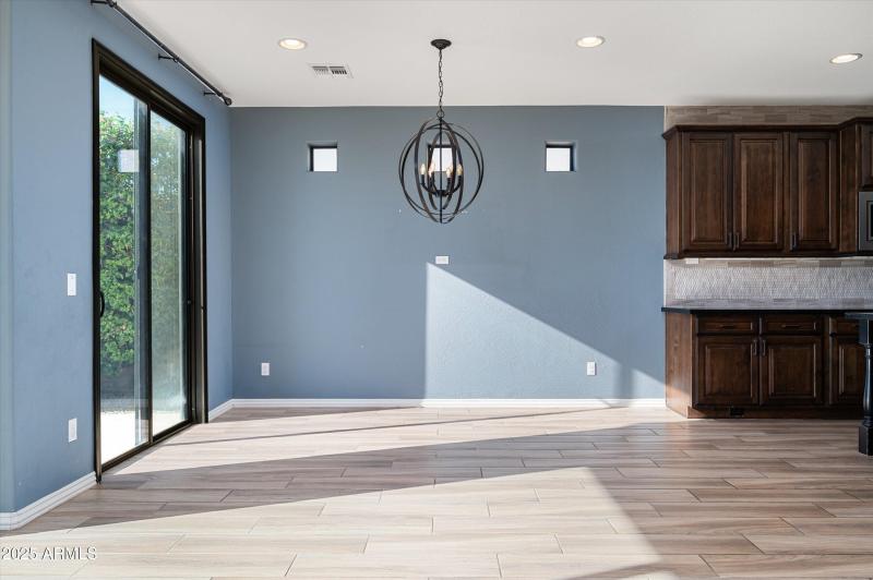 018_Dining Room