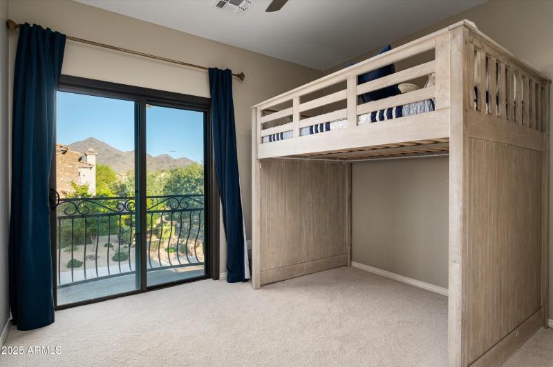 033_Guest Room 3