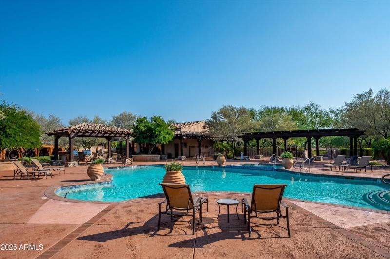 061_Community Pool