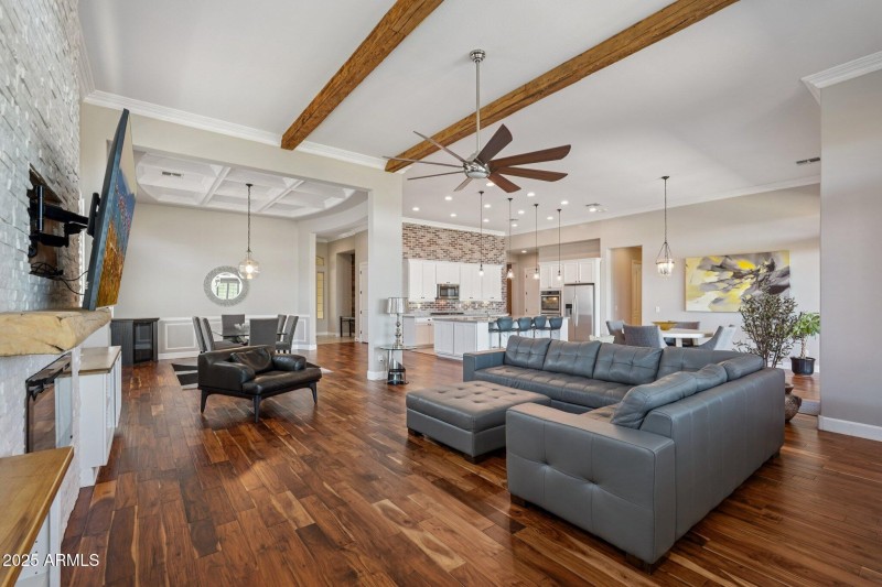 10-web-or-mls-W Georgia Ave-S0210-010