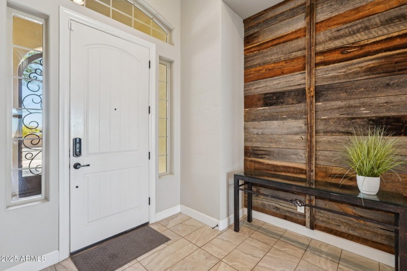9-web-or-mls-W Georgia Ave-S0210-009