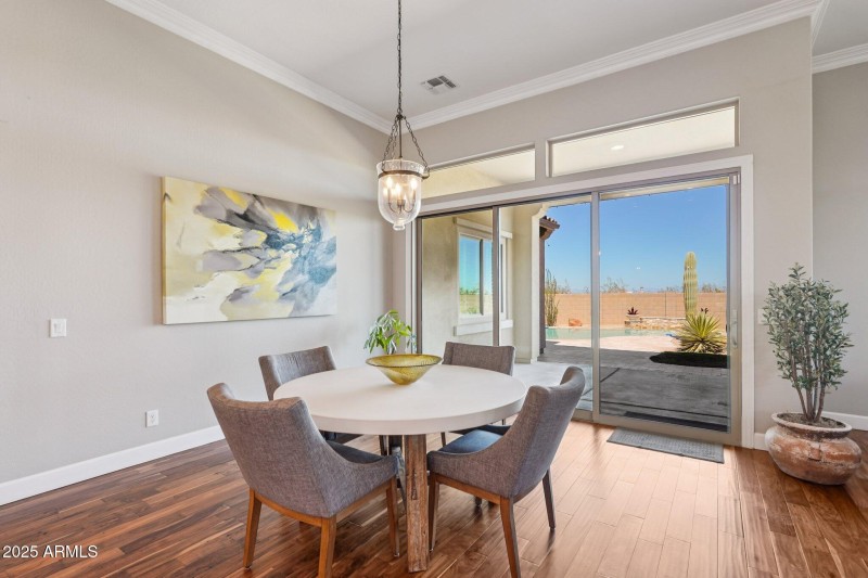 14-web-or-mls-W Georgia Ave-S0210-014