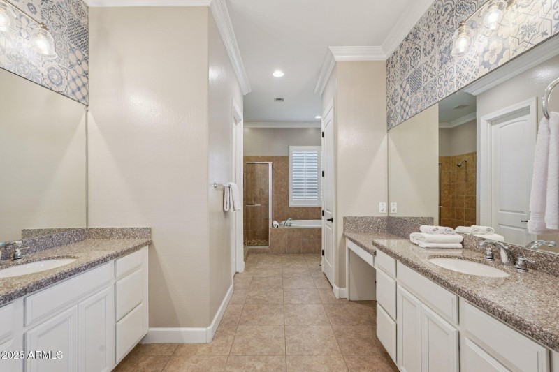29-web-or-mls-W Georgia Ave-S0210-029