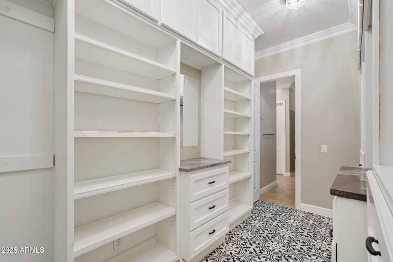 32-web-or-mls-W Georgia Ave-S0210-032