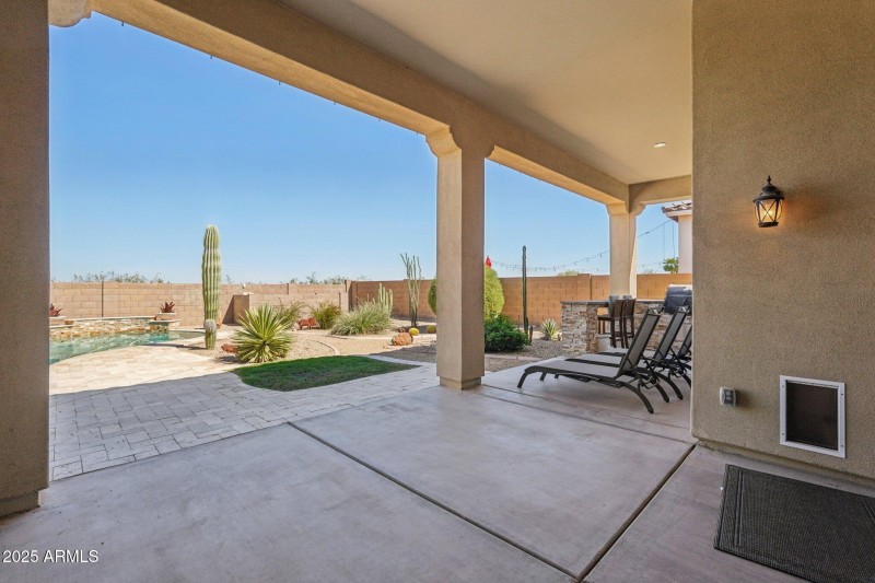 47-web-or-mls-W Georgia Ave-S0210-047