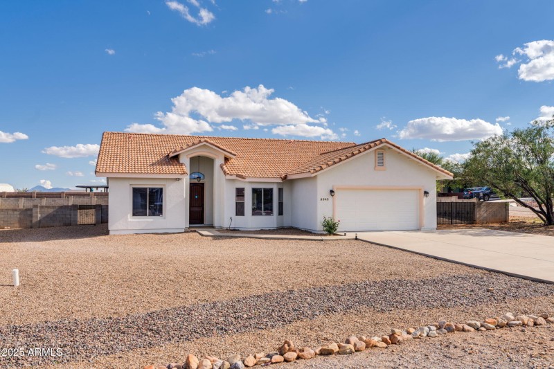 5542 Wisteria Ct