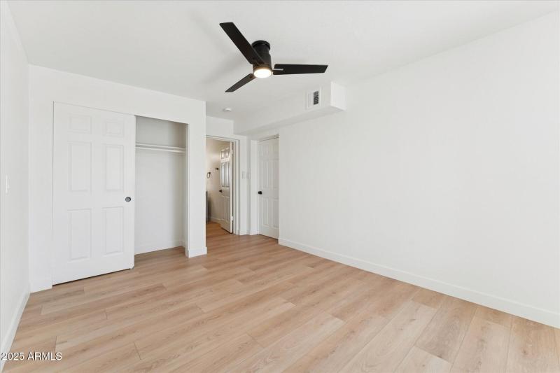 14-012-primary-bedroom
