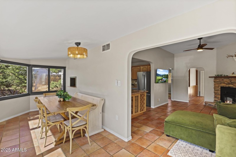 511 N Hemlock Circle Dining Room Great R