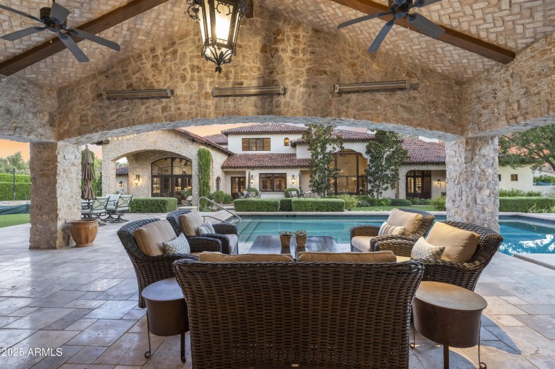 136_Covered Patio