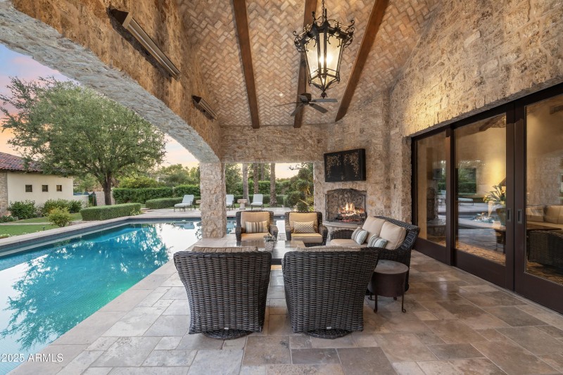 143_Covered Patio