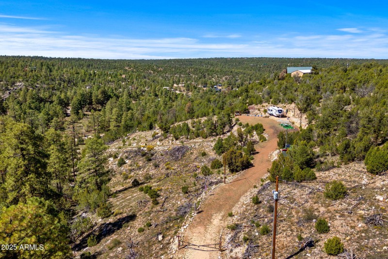 1740EskimoLn-HeberOvergaard-AZ-19