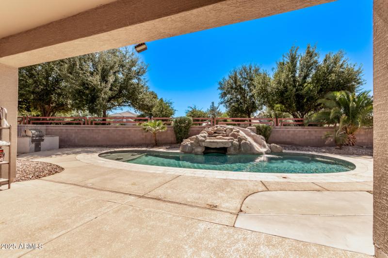 Covered rear patio