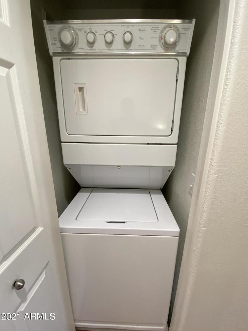 WASHER/DRYER