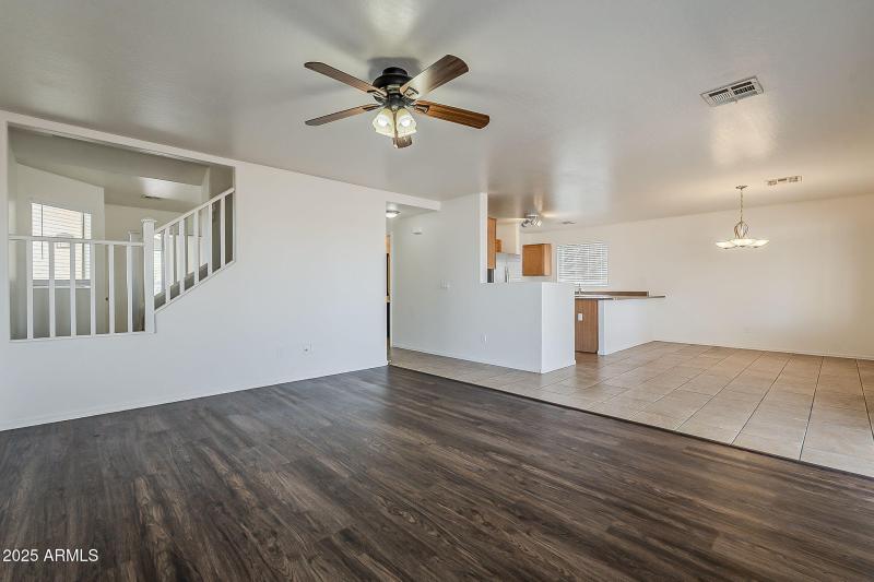 11-web-or-mls-Lush Vista-11