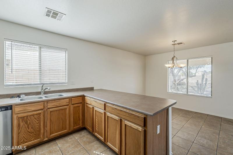 20-web-or-mls-Lush Vista-20