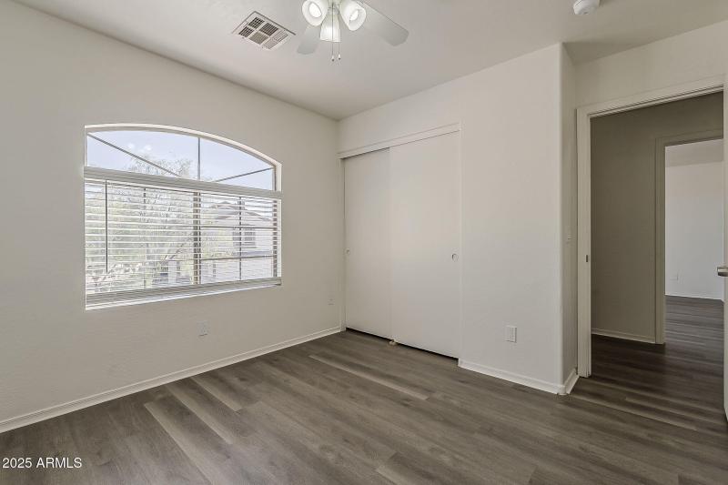 35-web-or-mls-Lush Vista-35