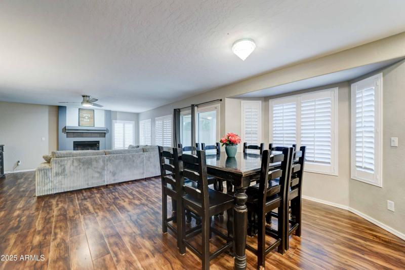 2417 E Rockledge-14