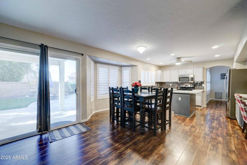 2417 E Rockledge-15