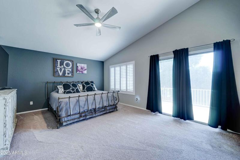 2417 E Rockledge-16