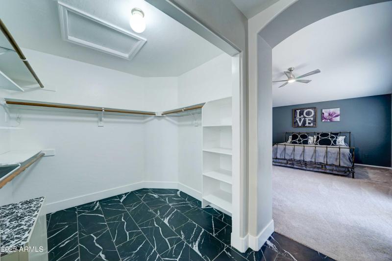2417 E Rockledge-21