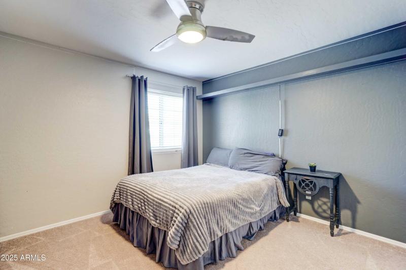2417 E Rockledge-24