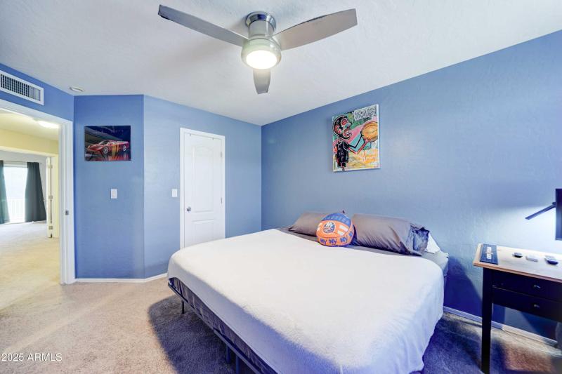 2417 E Rockledge-27