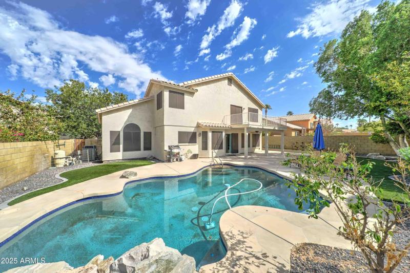 2417 E Rockledge-35