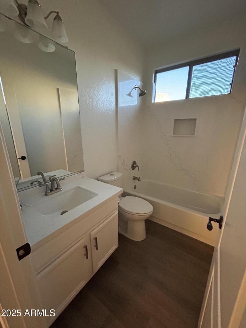 2nd Bathroom