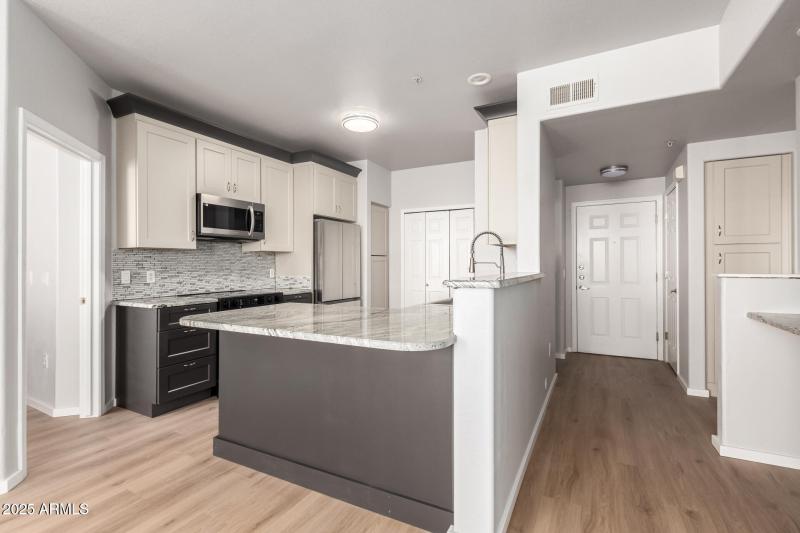Central Ave Kitchen 3