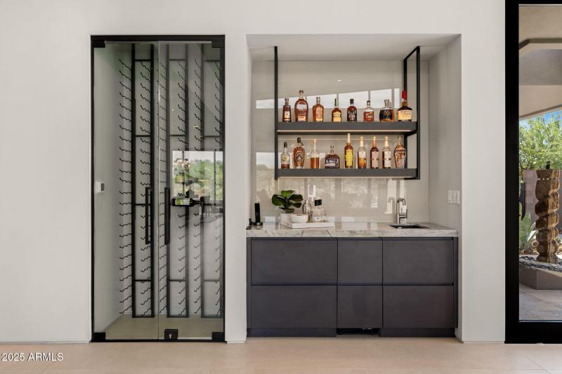 22-web-or-mls-37200-n-cave-creek-rd