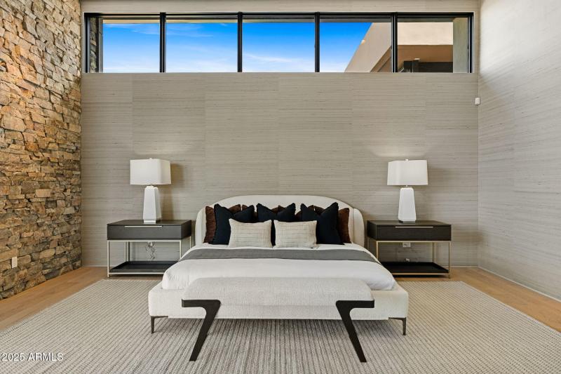 42-web-or-mls-37200-n-cave-creek-rd