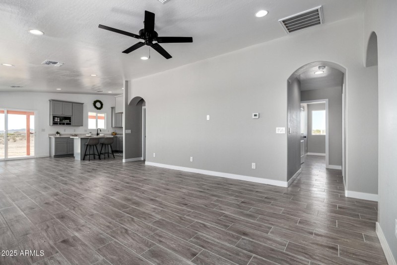 42761 W INDIANOLA AVE, Tonopah, AZ 85354