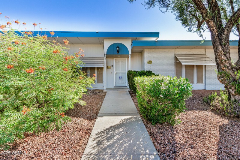 01 - Del Webb