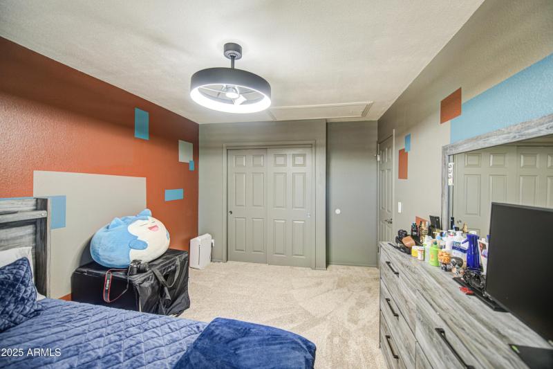 Bedroom 2-pic 2