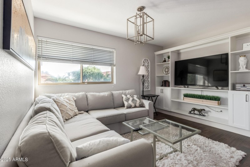 2nd floor loft