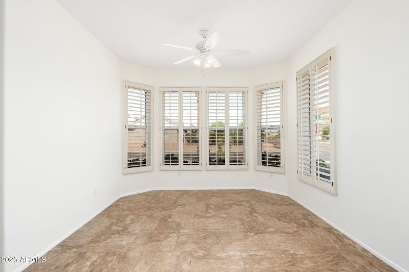 Breakfast room