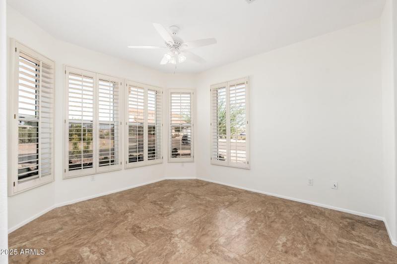 Breakfast room