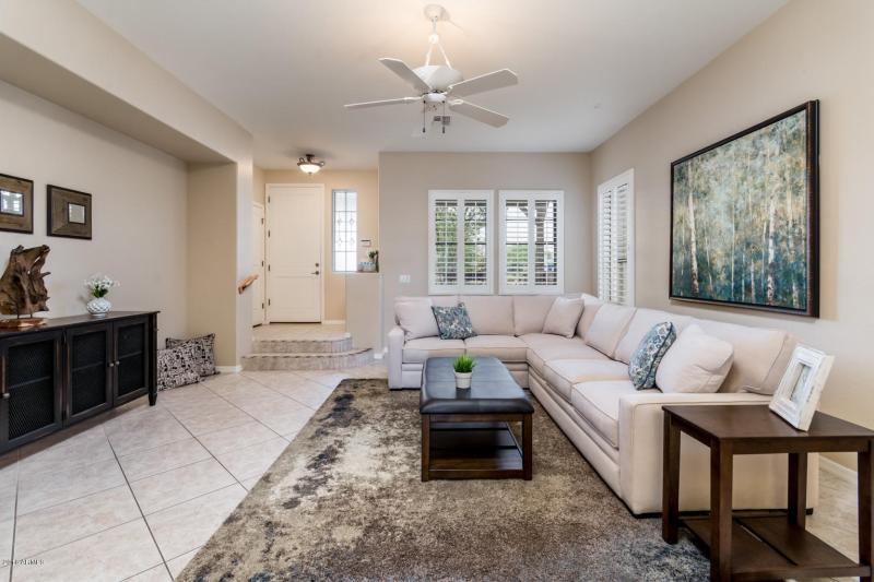 1447 W Swan Ct - MLS-16