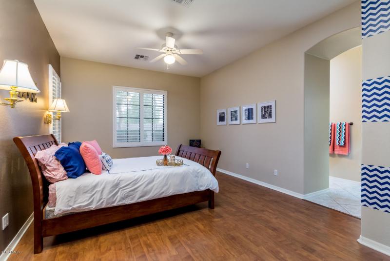 1447 W Swan Ct - MLS-28