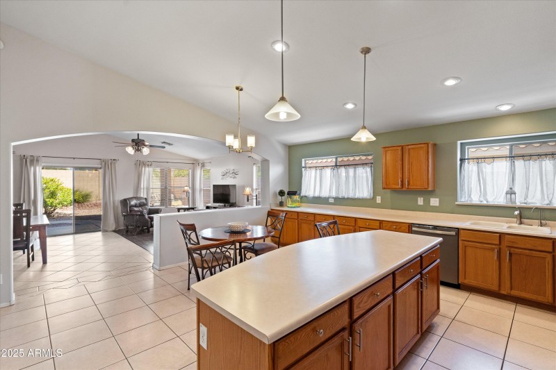 11-Kitchen to Family