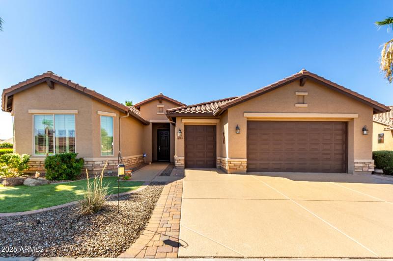 2.5 car garage