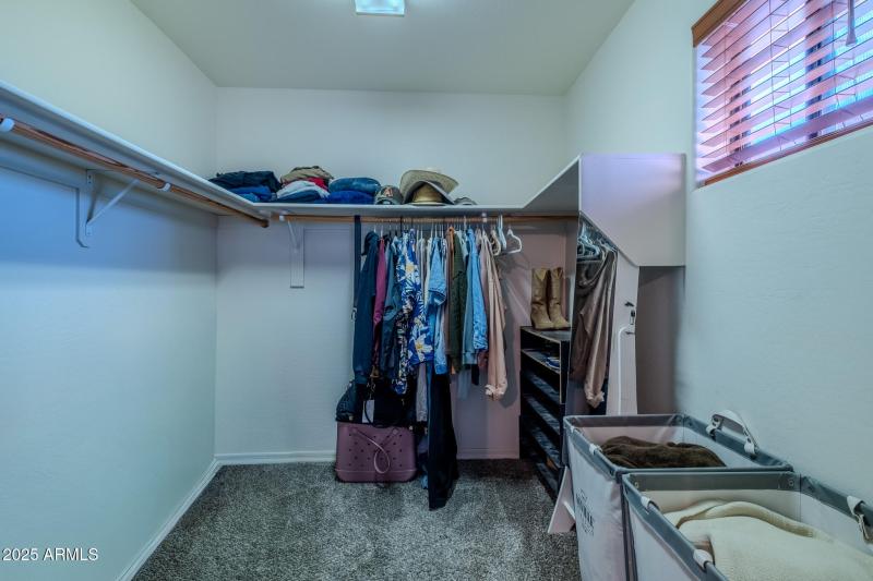 Granada Primary Closet