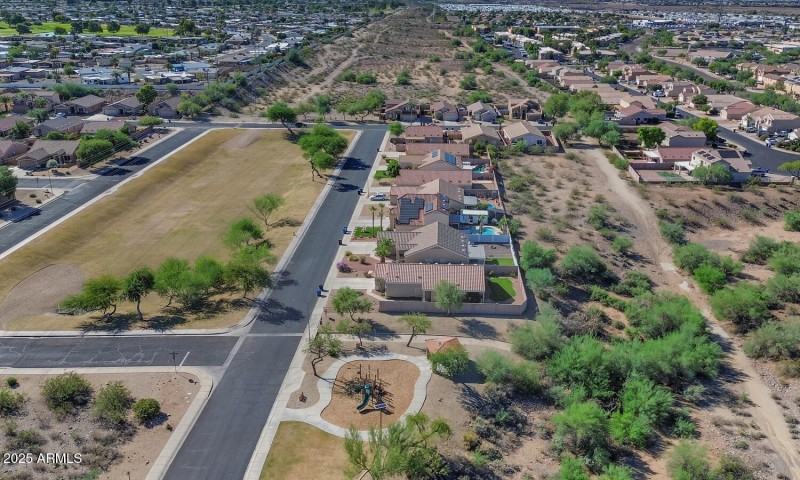 18023 N 111th Dr-large-036-001-18023 N 1