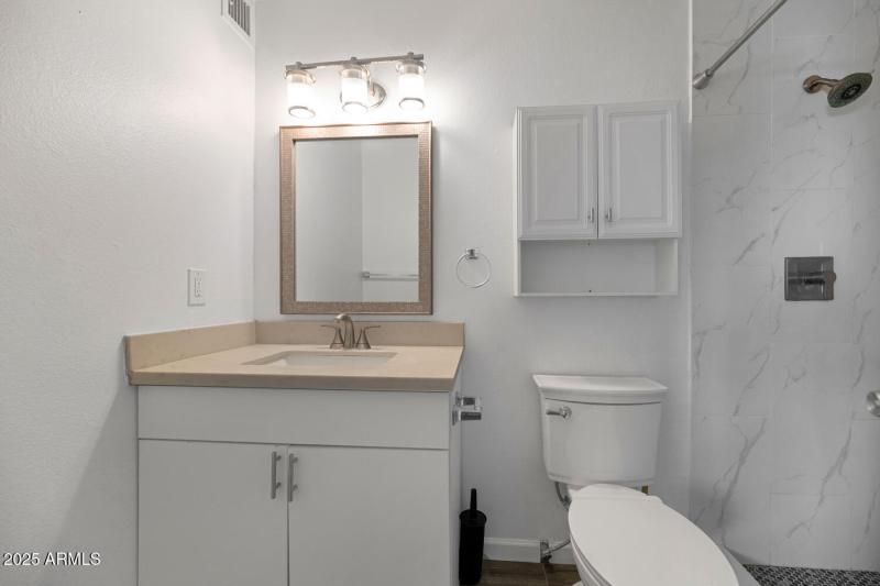 5137 N Granite Reef Rd-large-009-017-TOD